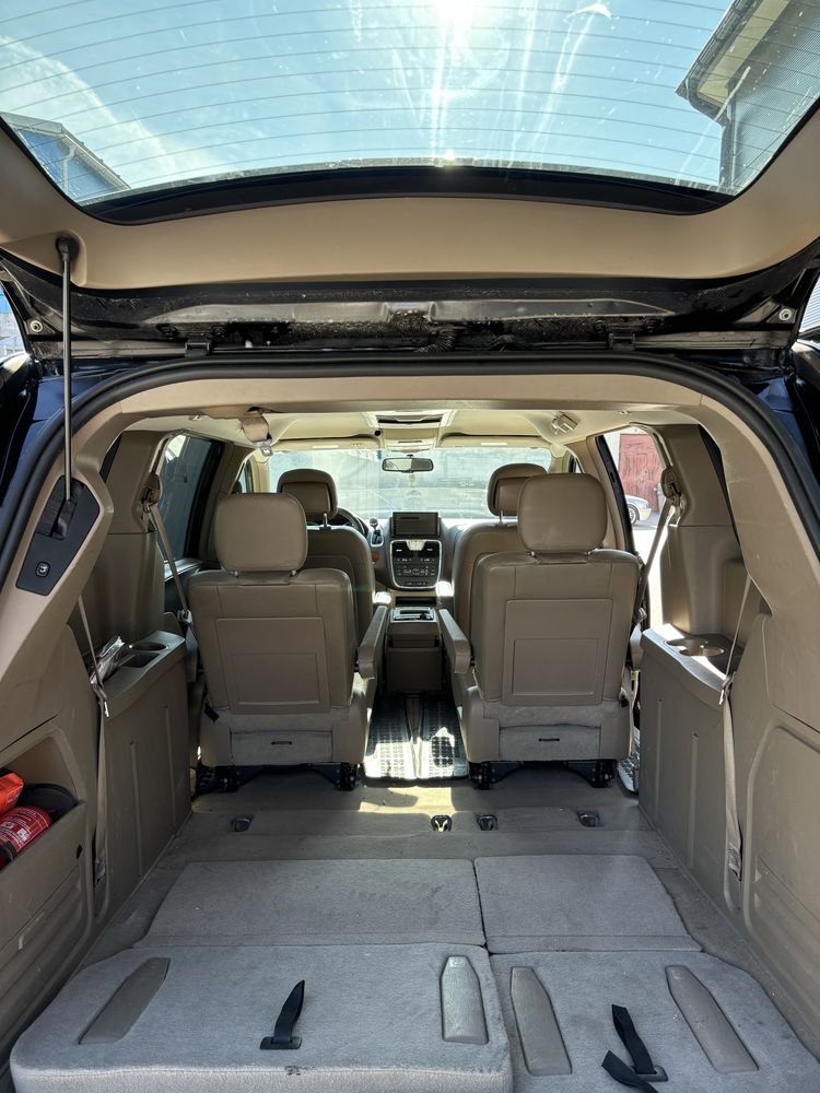Chrysler Town & Country Grand Voyager 7 os.