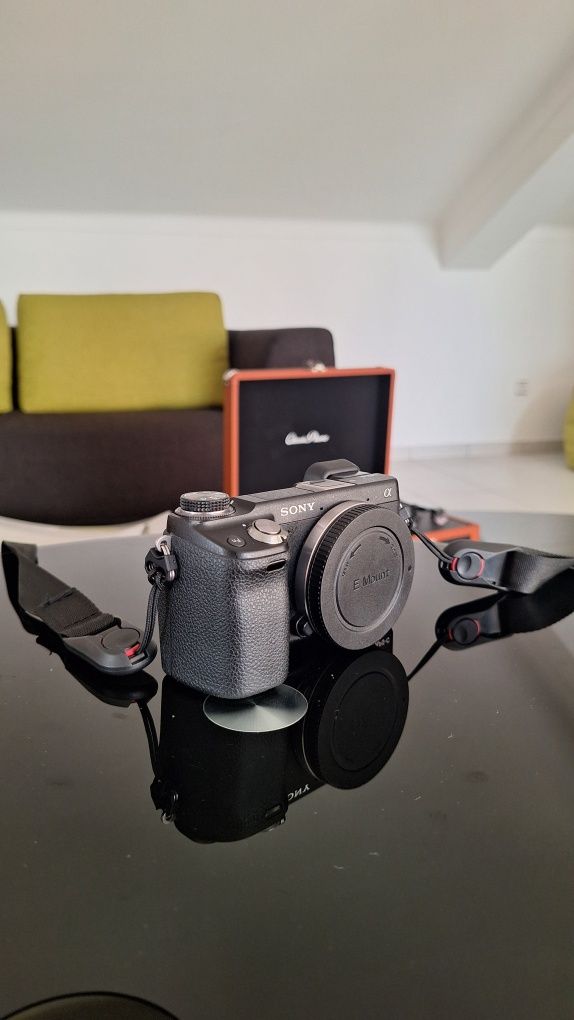 Sony Alpha NEX-6