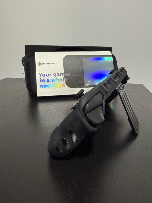 Steam Deck 512 GB OLED com capa Killswitch travel kit e dock adapter