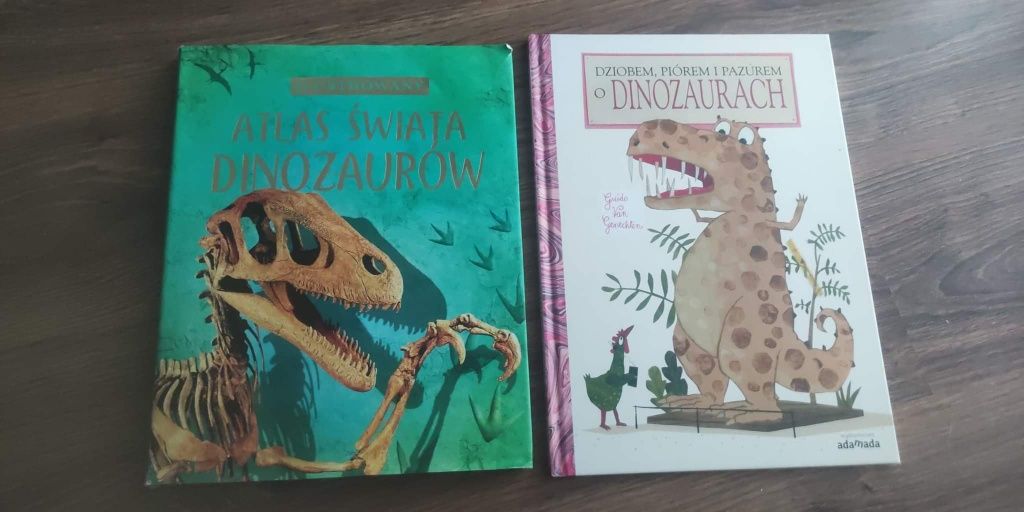 Książki o dinozaurach