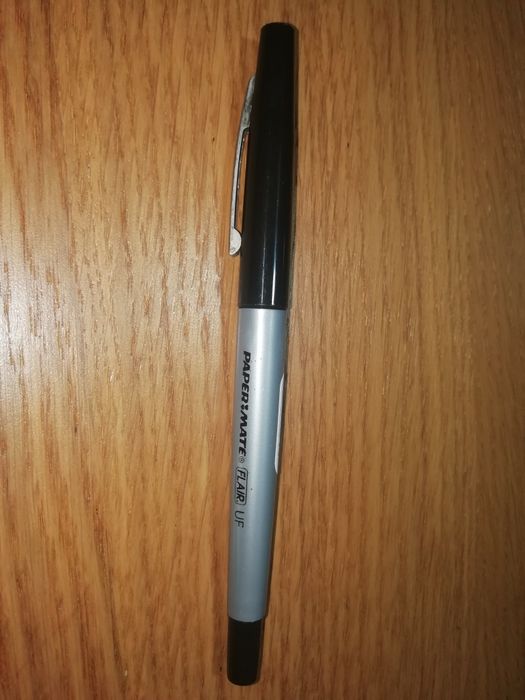 Material Escolar - Canetas