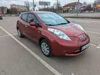 Продам Nissan Leaf 2014