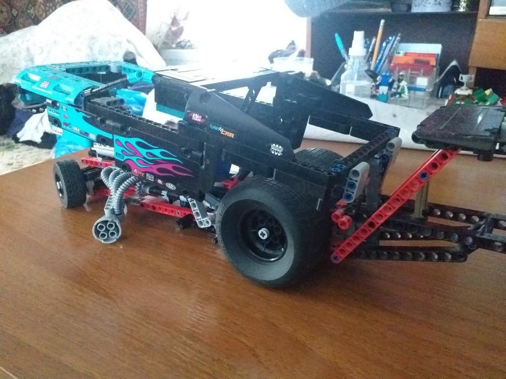 Конструктор Lego Technic 42050.