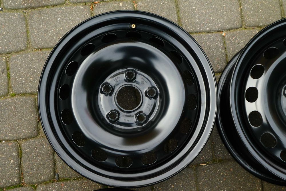 Felgi 15 5x112 Jak NOWE VWCaddy Golf Seat Skoda 2K5_601_027D KBA 43929