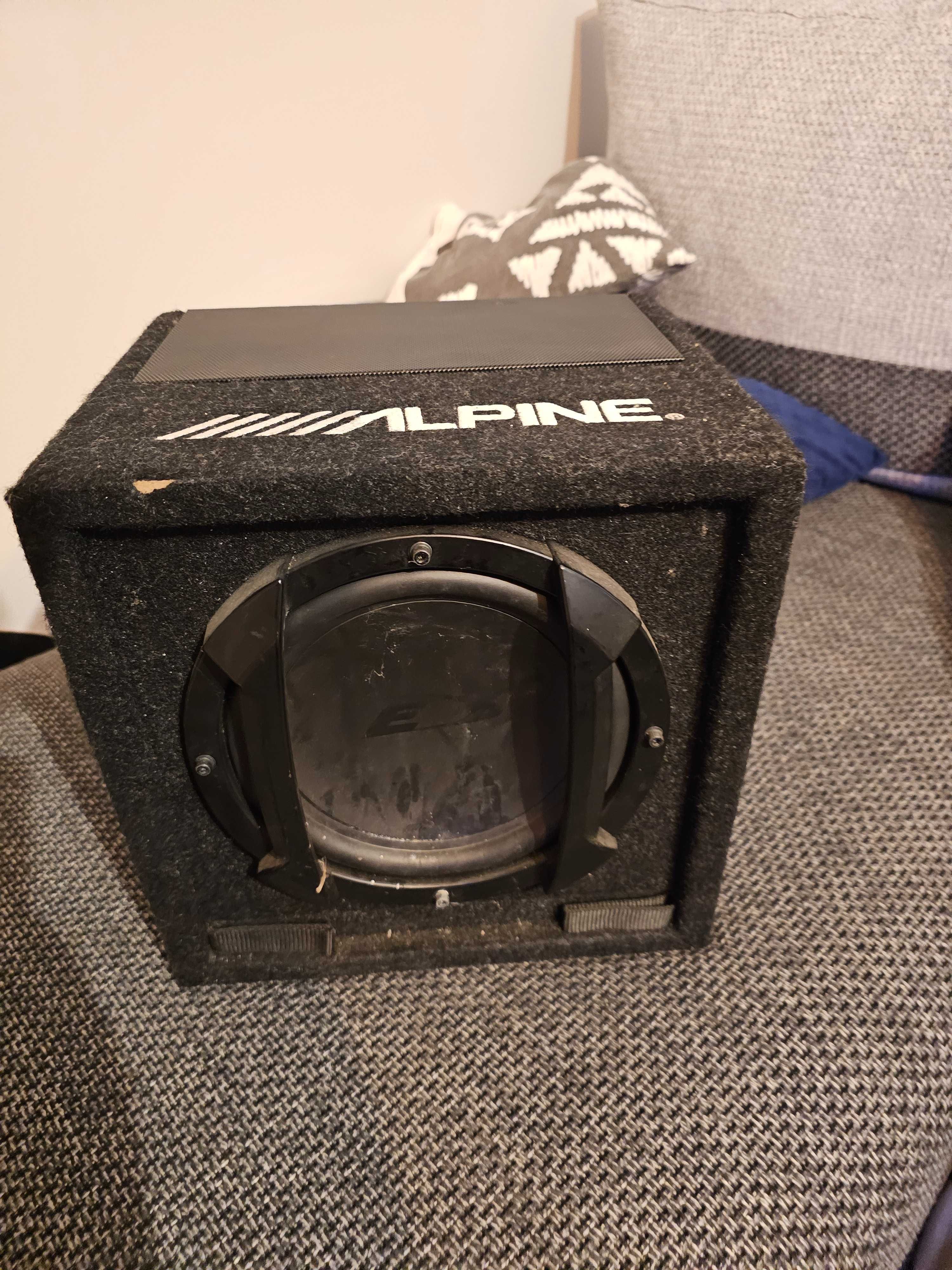 Subwoofer samochodowy Alpine