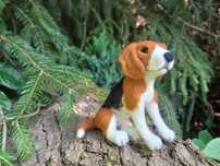 Beagle filcowana figurka psa
