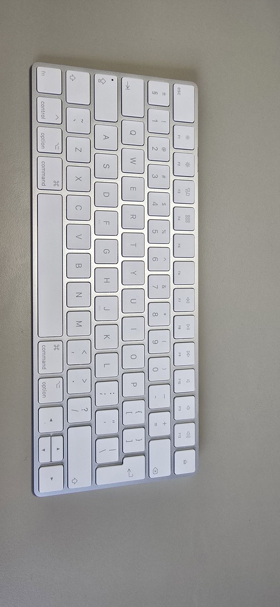 Apple Magic Keyboard 1644 + Magic Mouse A1657