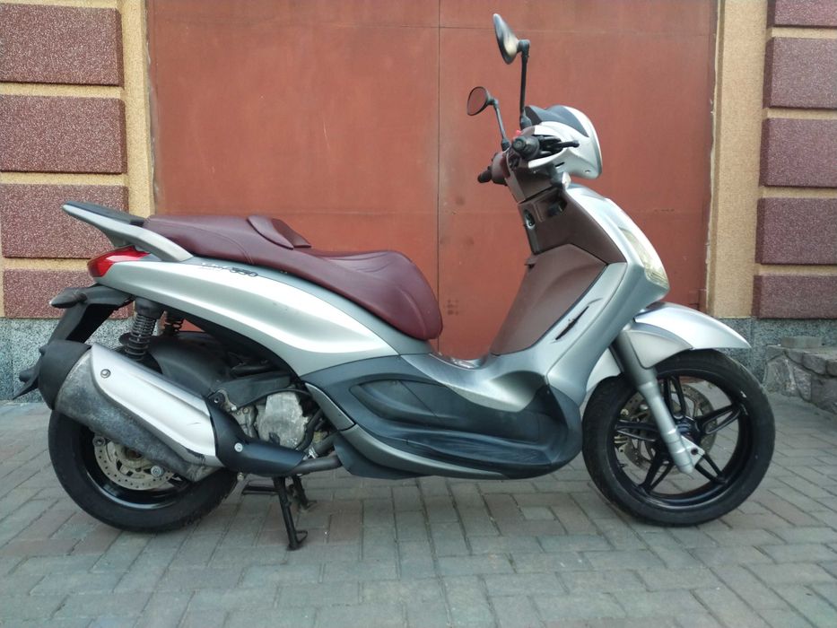 Скутер Piaggio Beverly 350 Sport Touring 2012 мощный  33л.с. инжектор