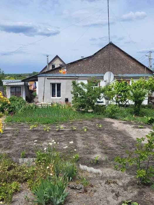 Продам дом не далеко от ЖМ Парус