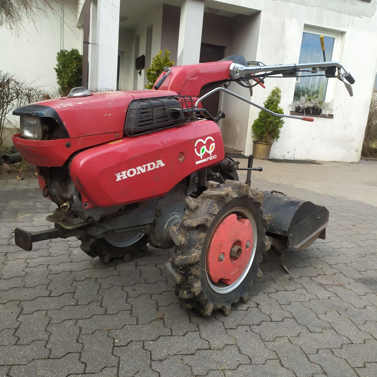 Glebogryzarka Honda f810 7 kw niwelator terenu