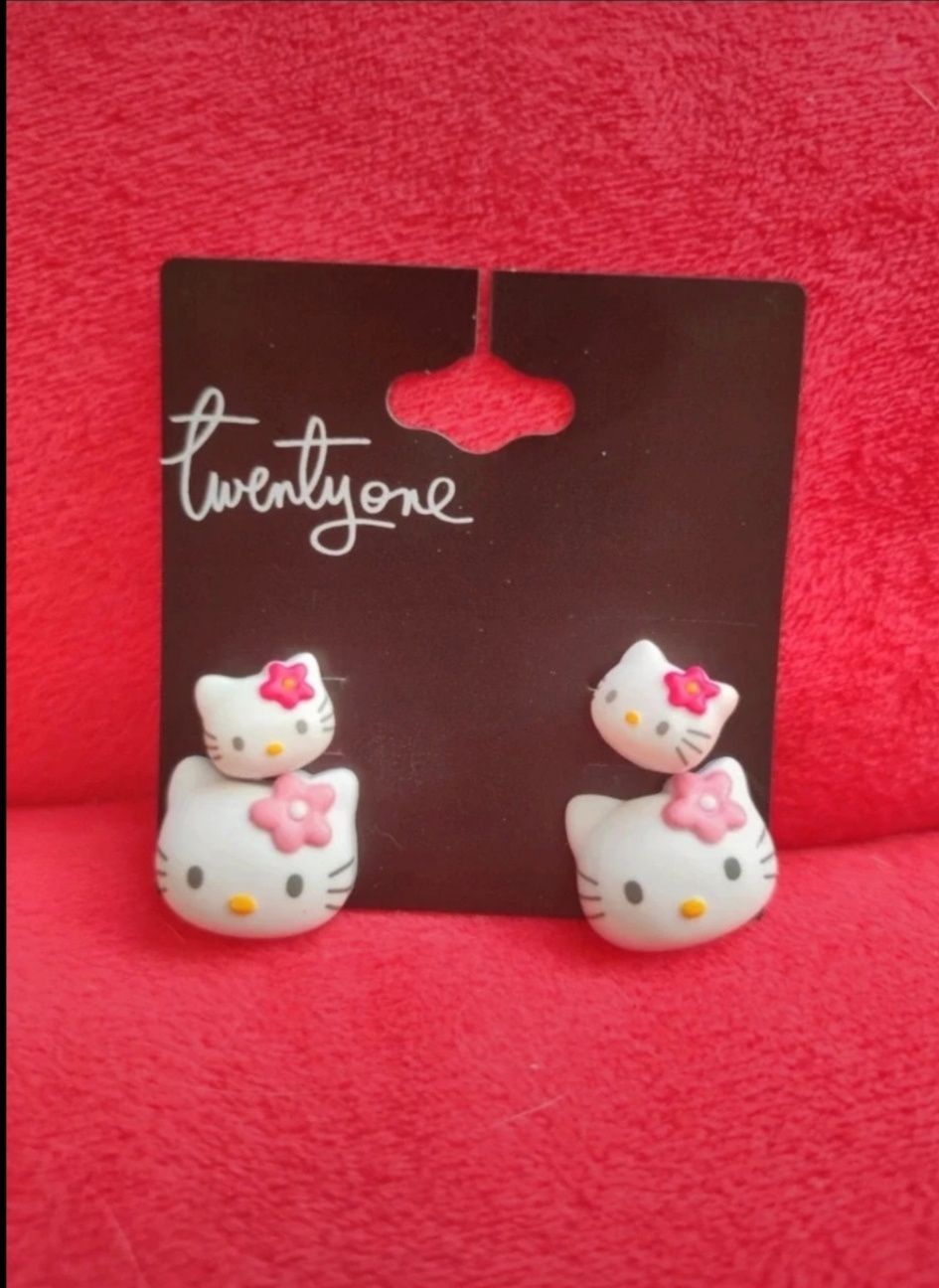 Kolczyki z hello kitty