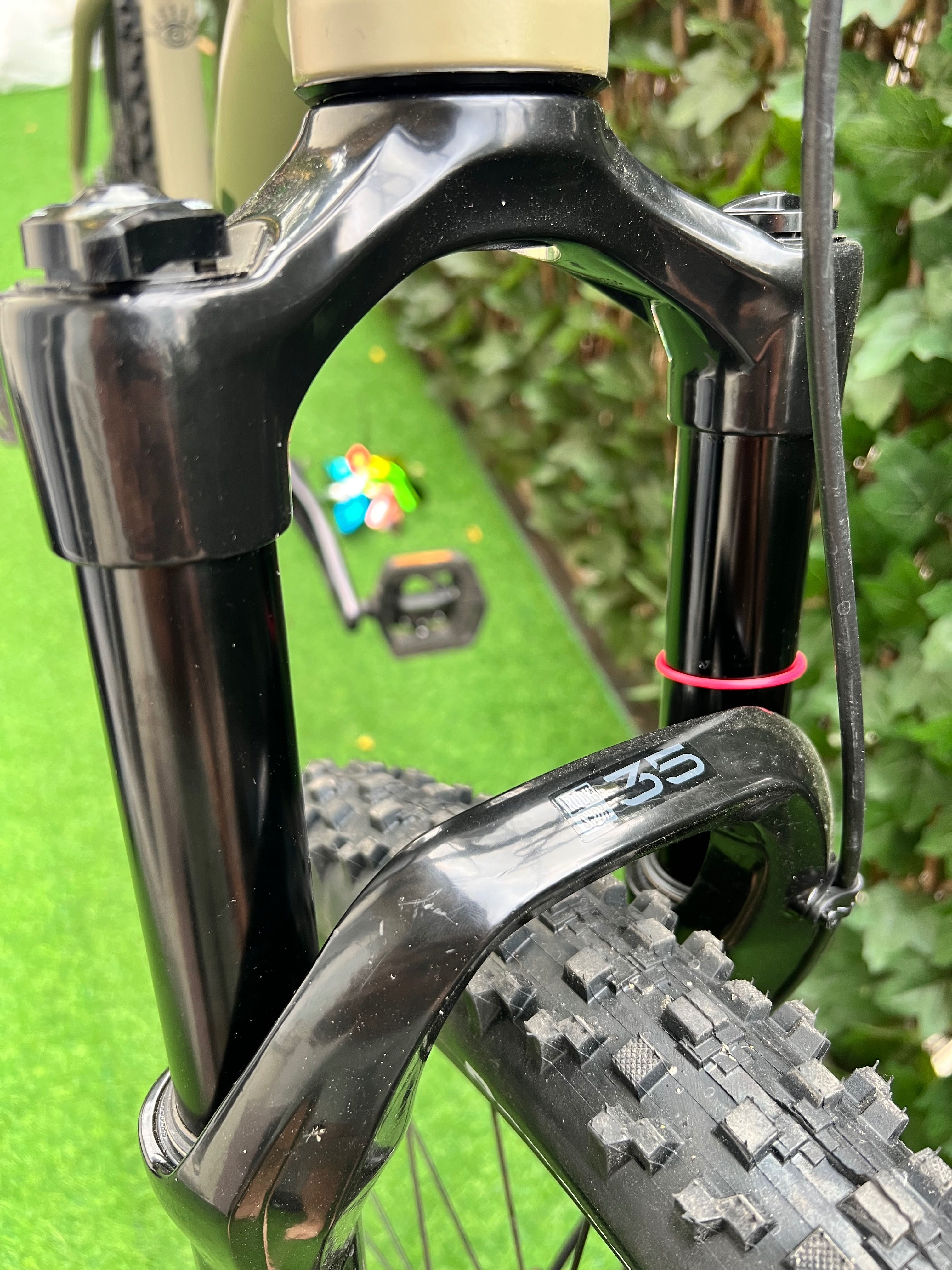 Rower On one scandal L trail SRAM GX 1x12 boost 110 148