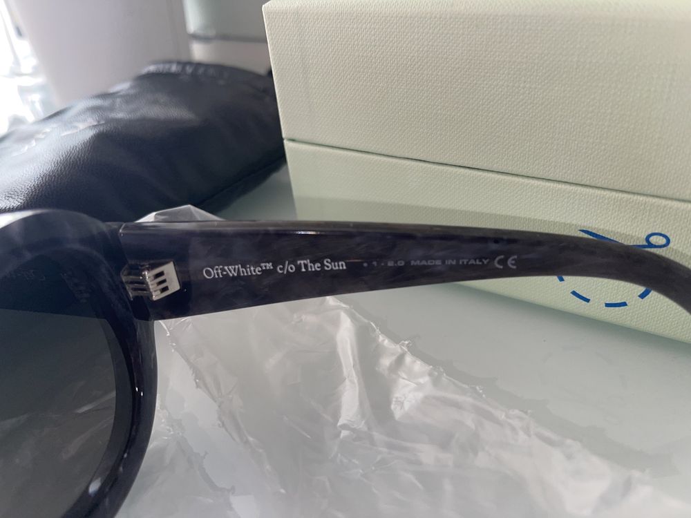 Off White sunglasses