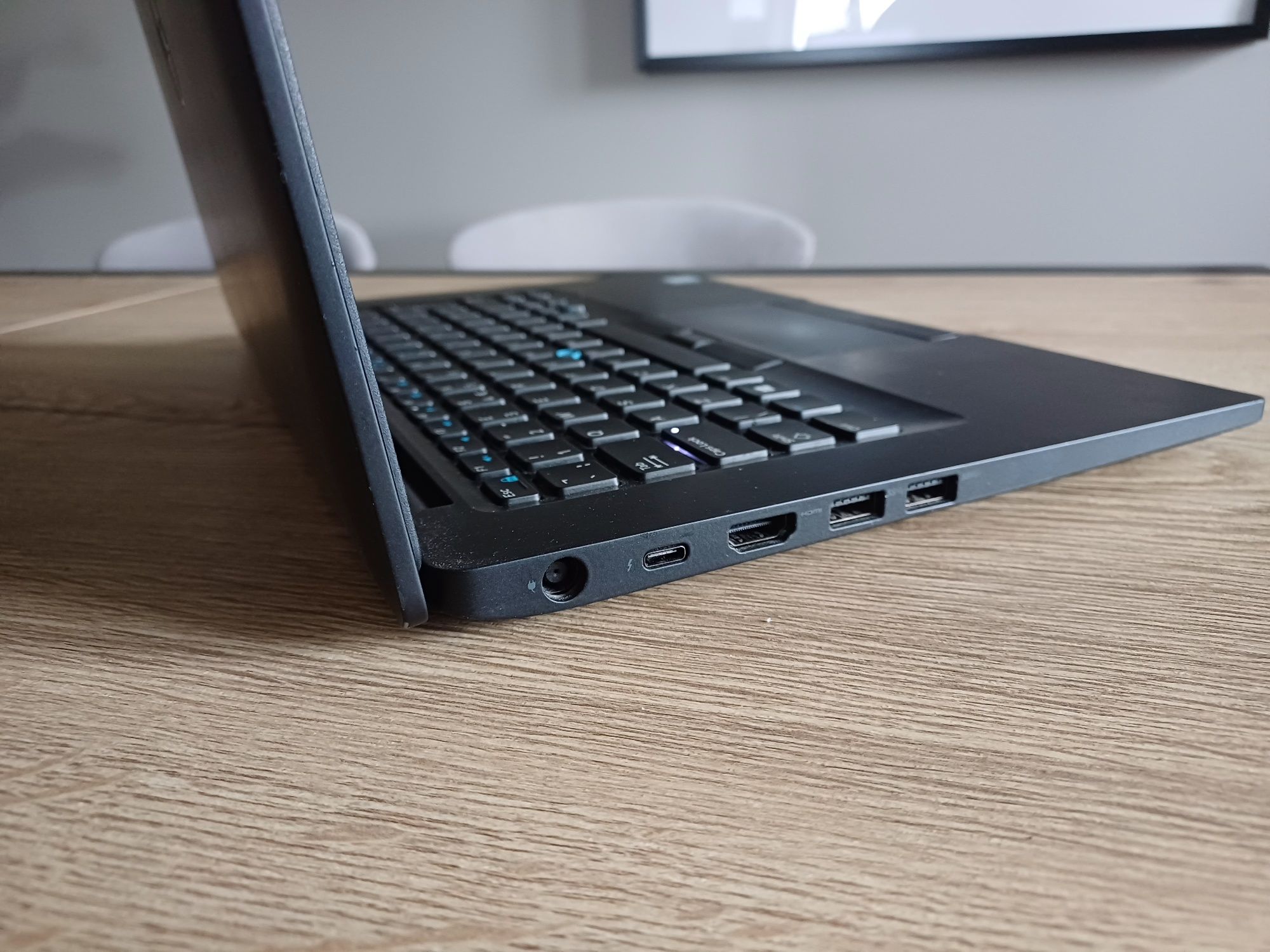 Dell latitude 7490 FHD i5/16/256