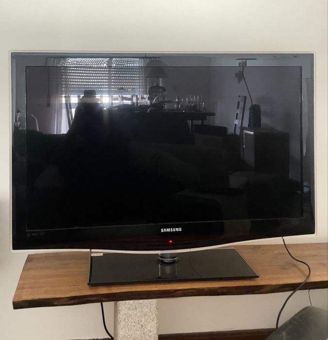 Samsung 40" Full HD LCD TV