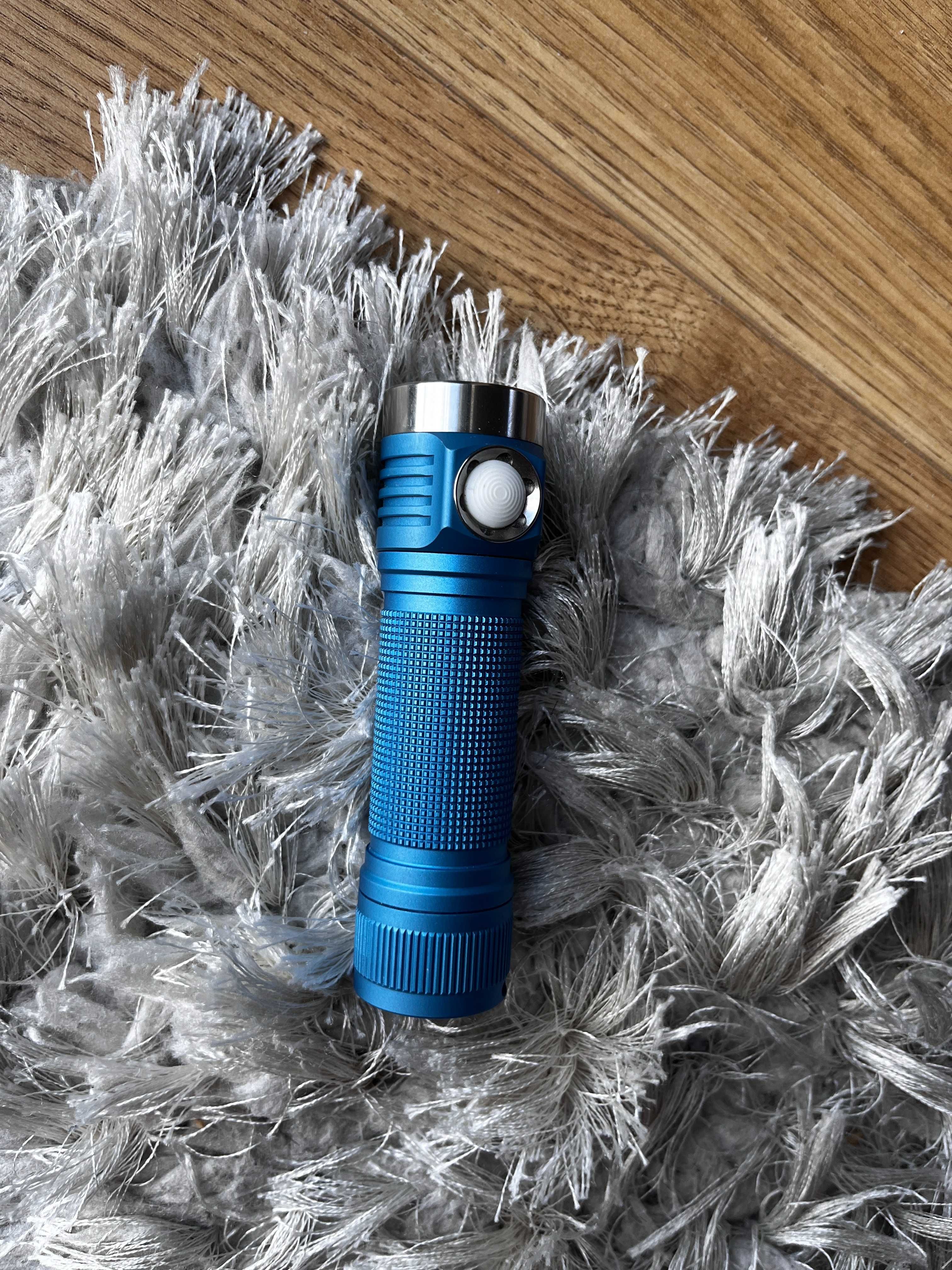 Latarka emisar D4K noctigon EDC