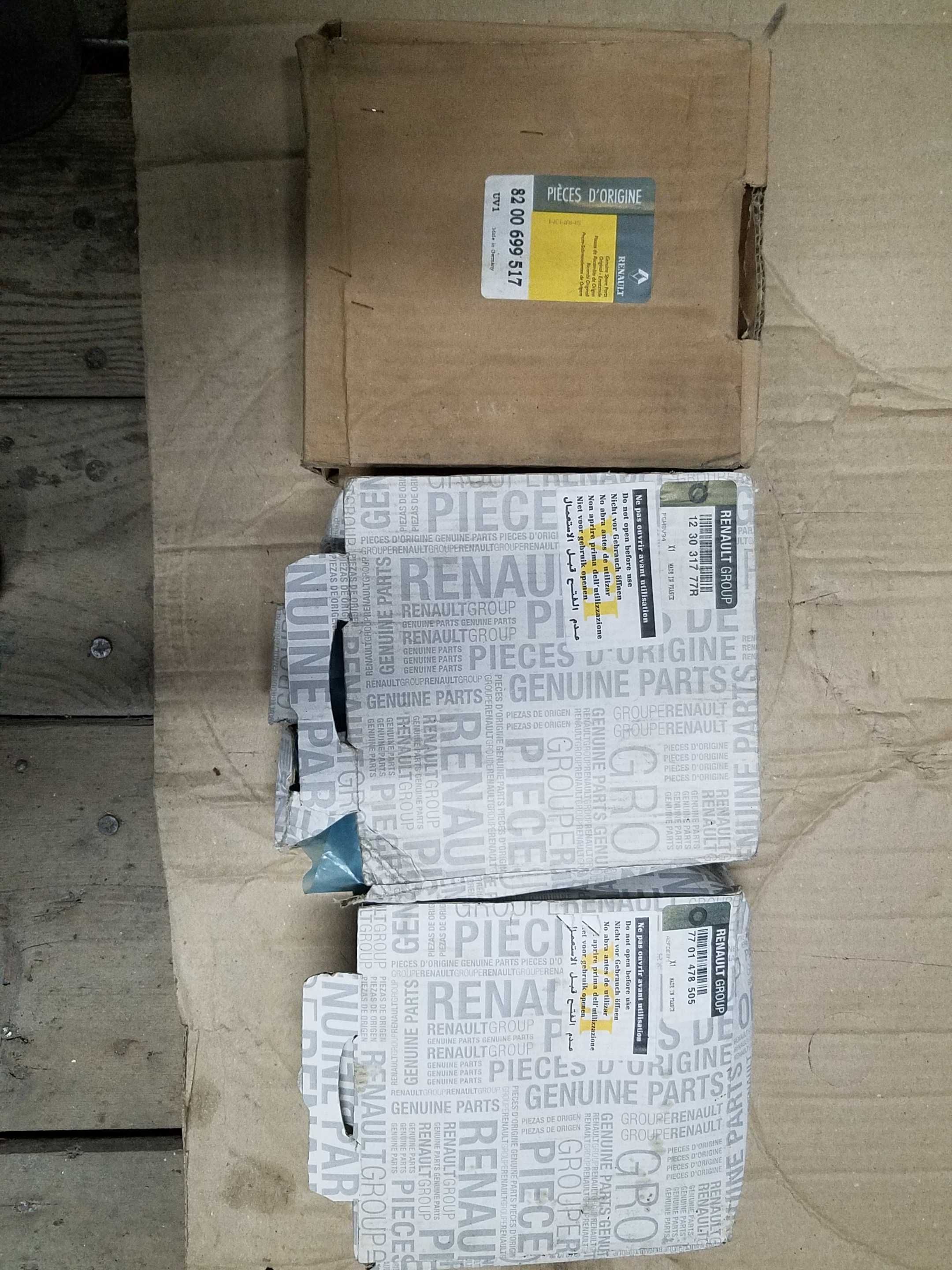 Шків коленвалу 123031777R та фазорегулятор 7701478505 Renault Megane