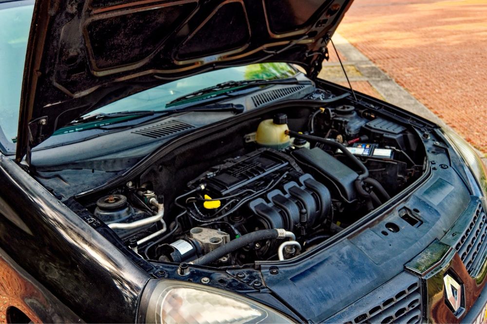 Renault Clio 1.2 16V Dynamique - MANUTENÇÃO FEITA