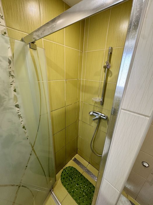 Drzwi wnękowe prysznicowe