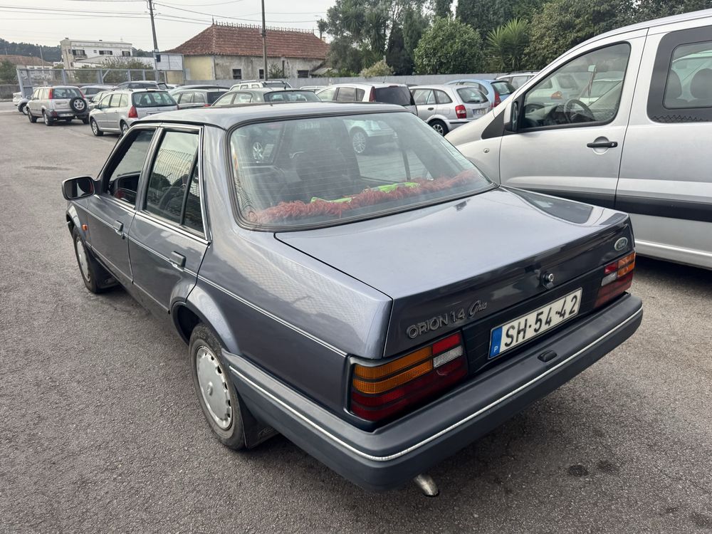 Ford Orion 1.4i Ghia 2 proprietários