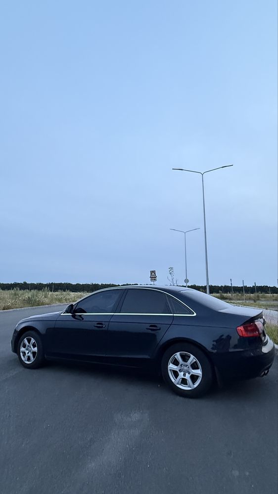 Продам Audi A4 B8K8