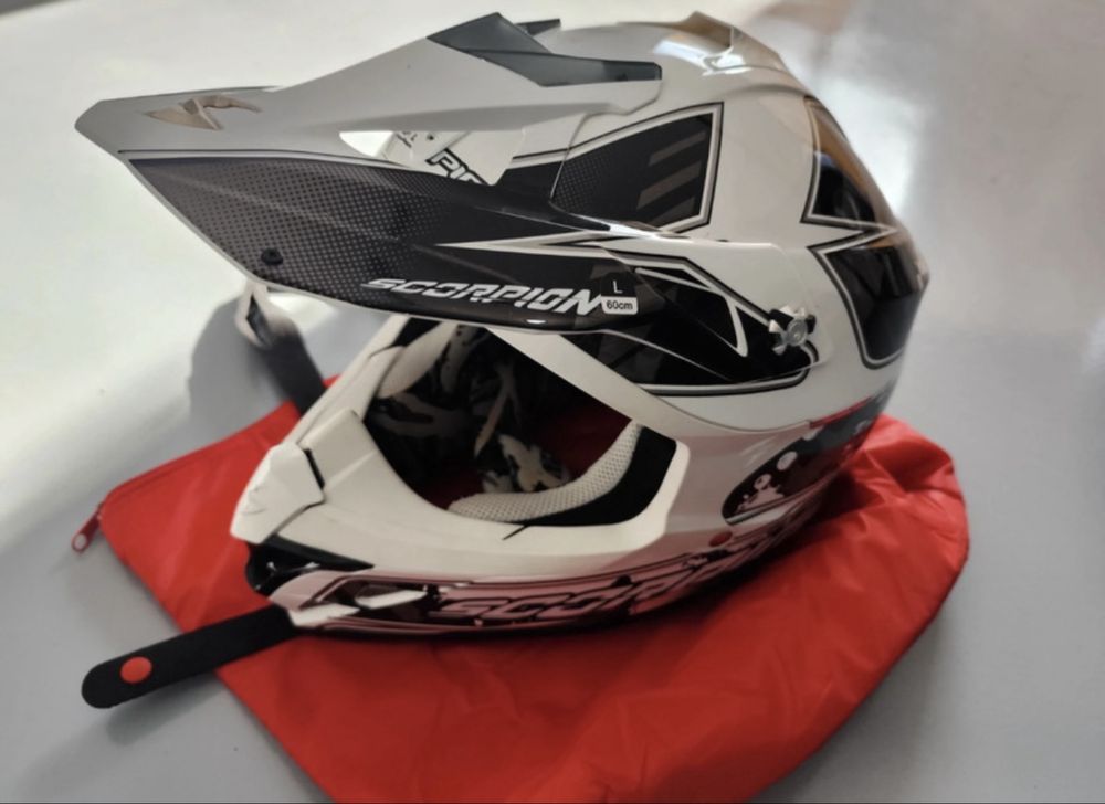Capacete Scorpion