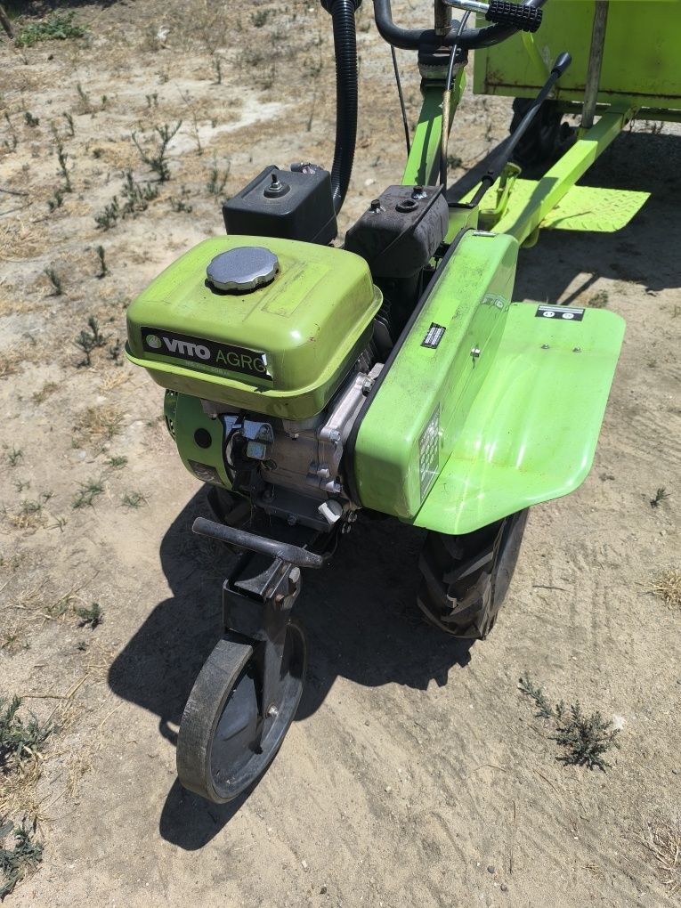 Moto Enchada Vito