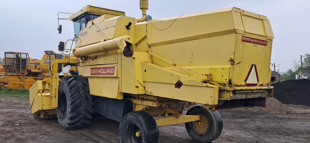 Продам комбайн NewHolland 8040!