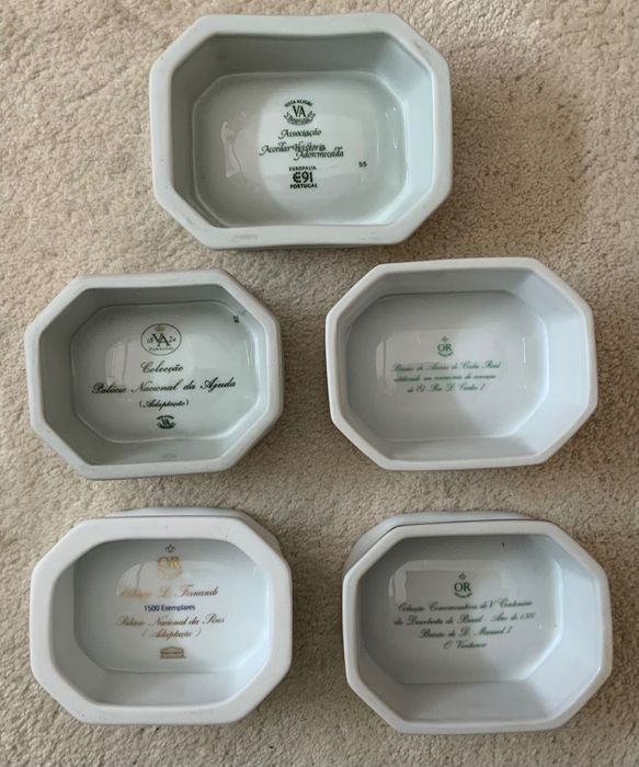 Saleiros de coleção de porcelana