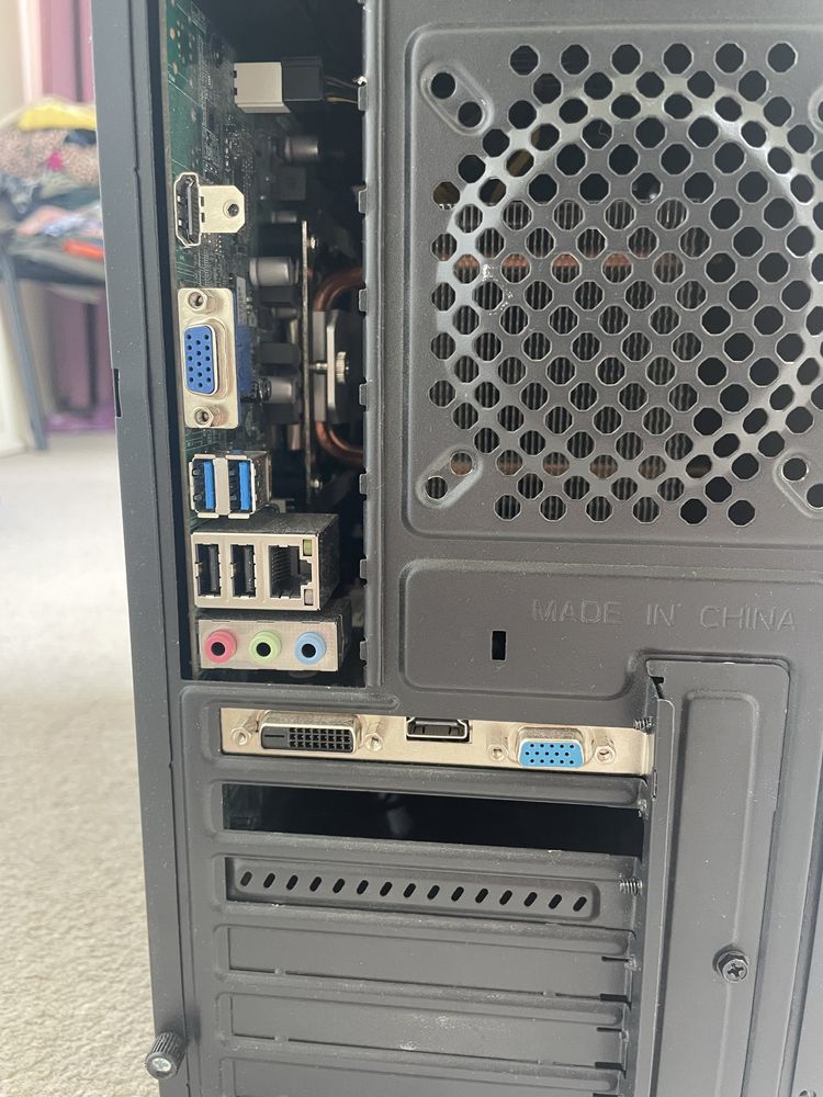 Komputer stacjonarny core i3-6100 8GB GT 710 2GB