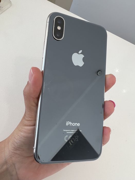 IPhone X negociável sem cargador