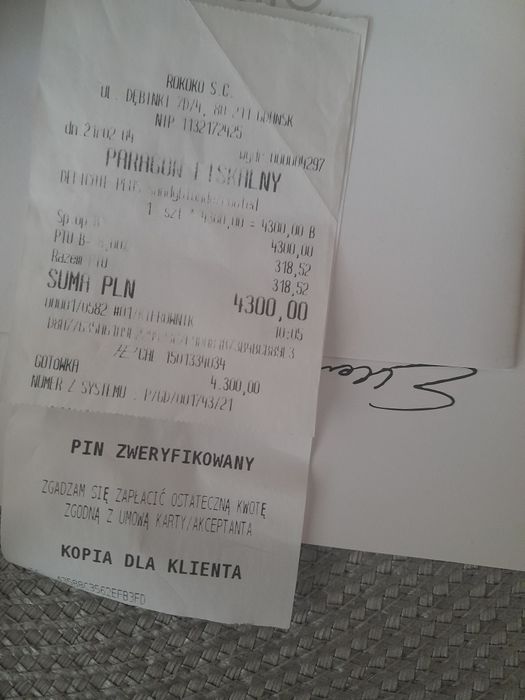 Peruka naturalna  włos naturalny blond z grzywką