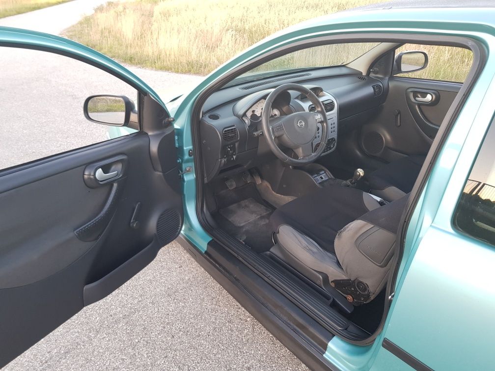 Opel corsa c 1.2b sport