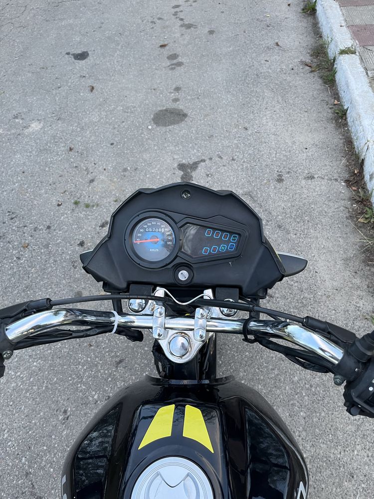 Продам Мотоцик Loncin з документами
