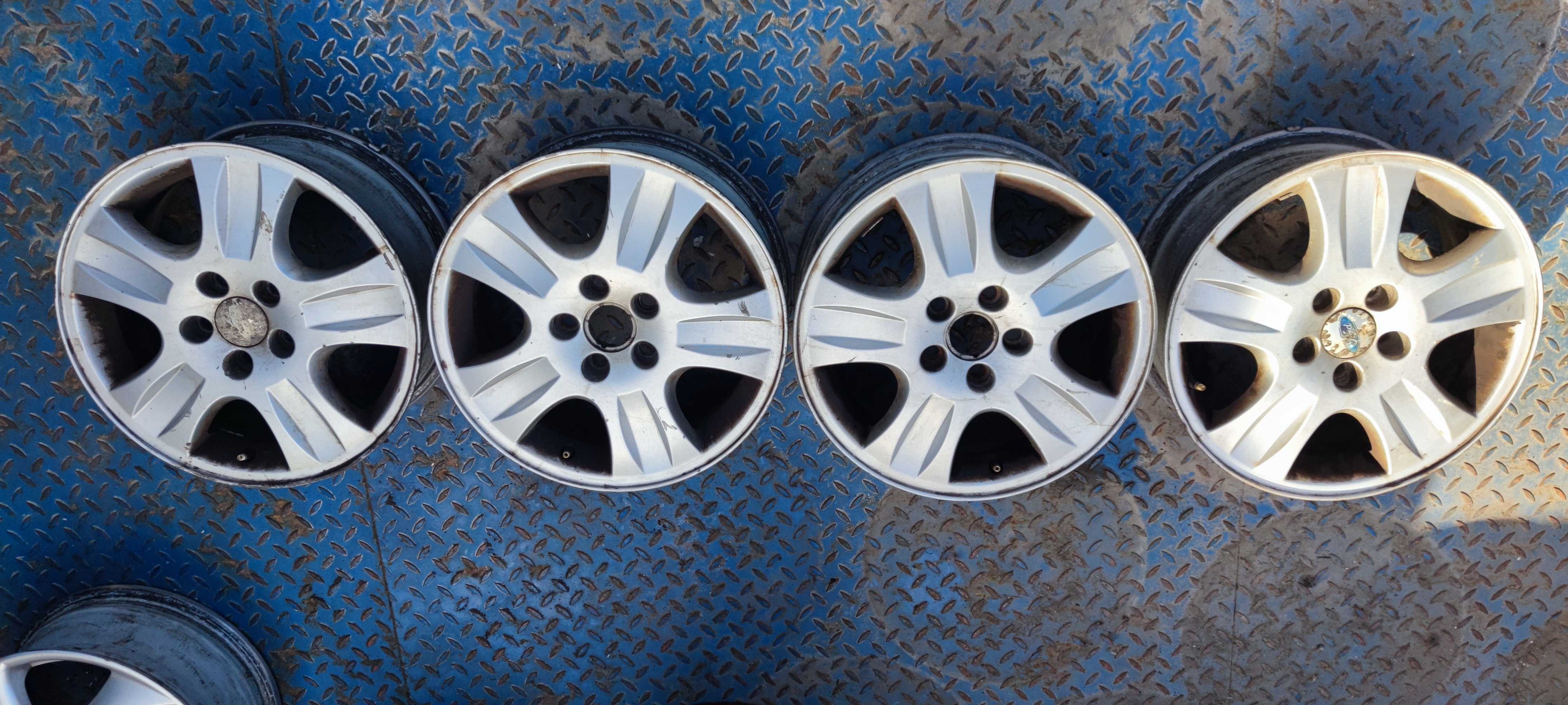 Felgi Aluminiowe Alusy Alu Ford 16 6.5J ET 52.5 5x108