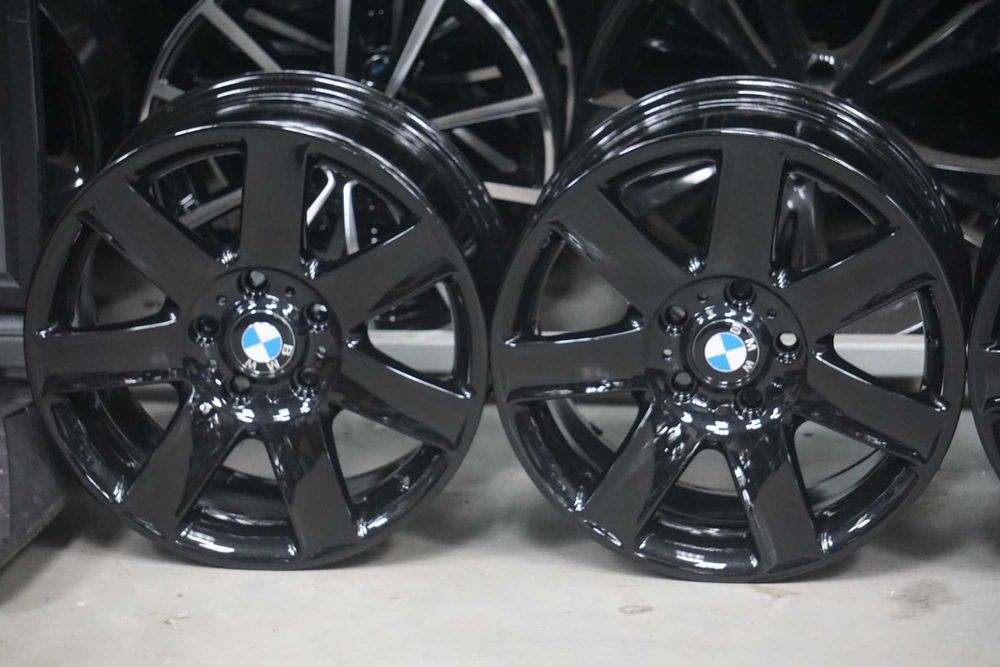 Alufelgi oryginał BMW 5x120 8Jx17 et47 cb72,6 czarne perła, nowe dekle