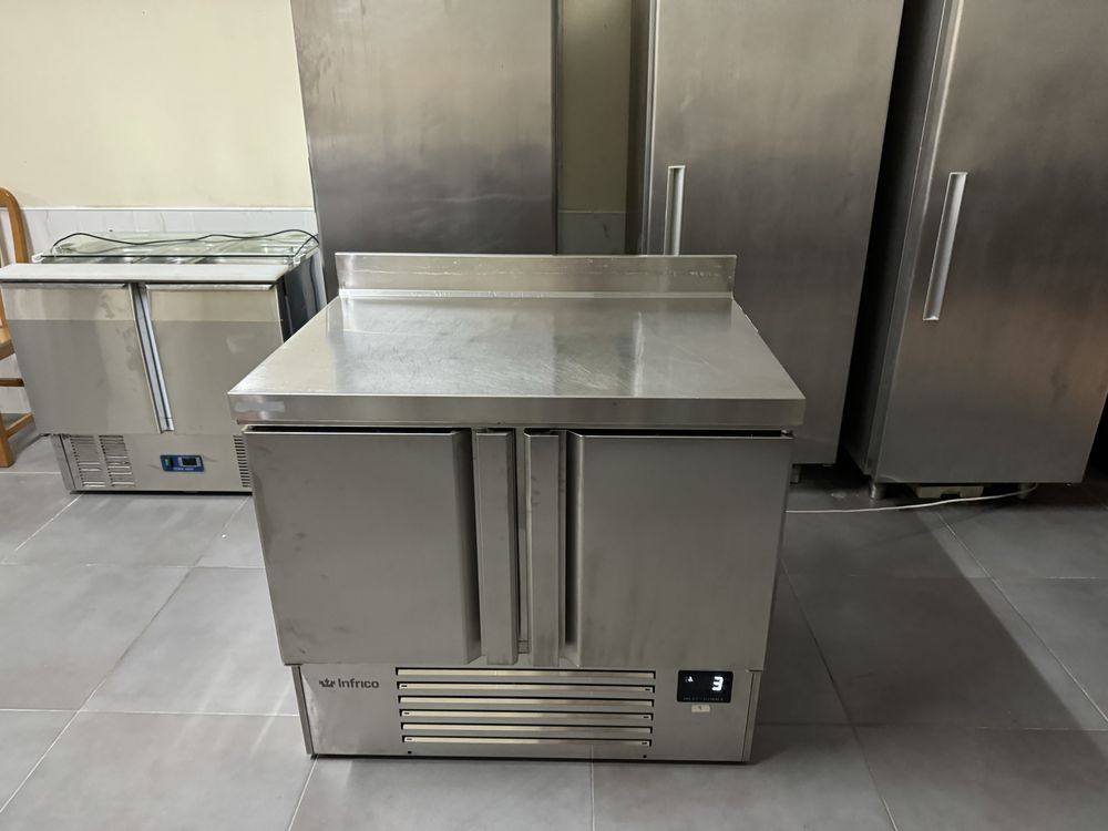 Armario frigorifico , balcão frigorifico ,mesa de trabalho com frio