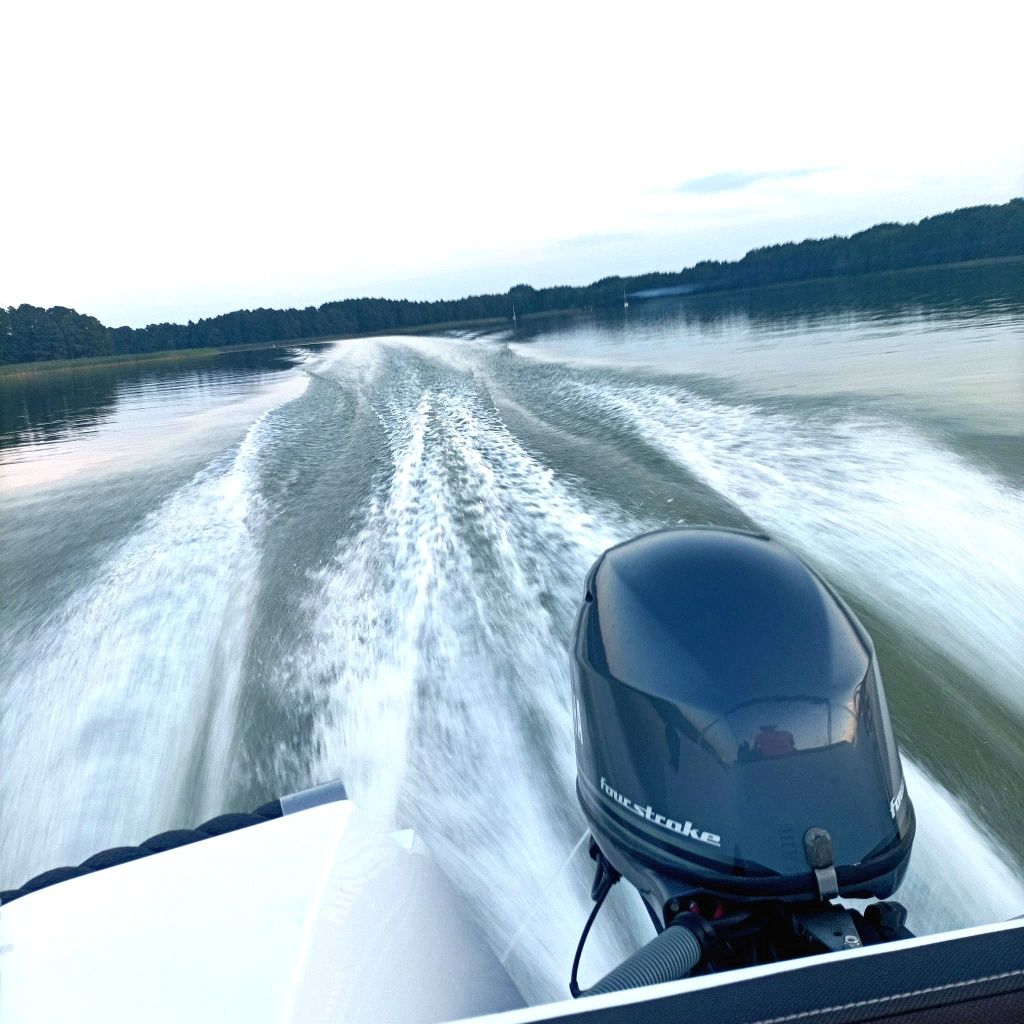 Silver Yacht model 525 piękna łódź motorowa