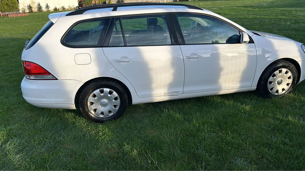 Vw Golf 6 Kombi 1.6 TDI 2013r