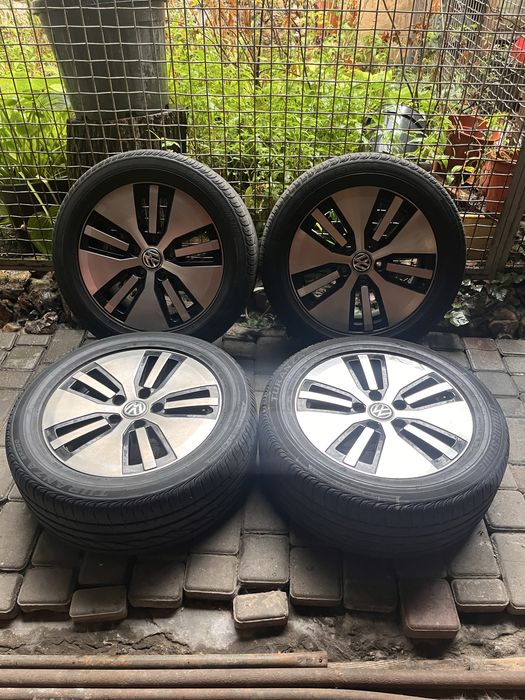 Продам колеса e-golf (диски + шини)