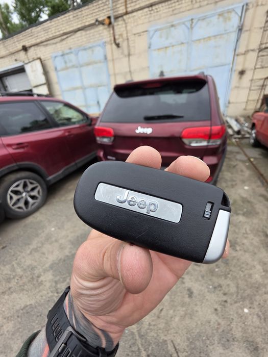 Програмування автоключів  Jeep,Dodge,Chrysler,Toyota,Ford