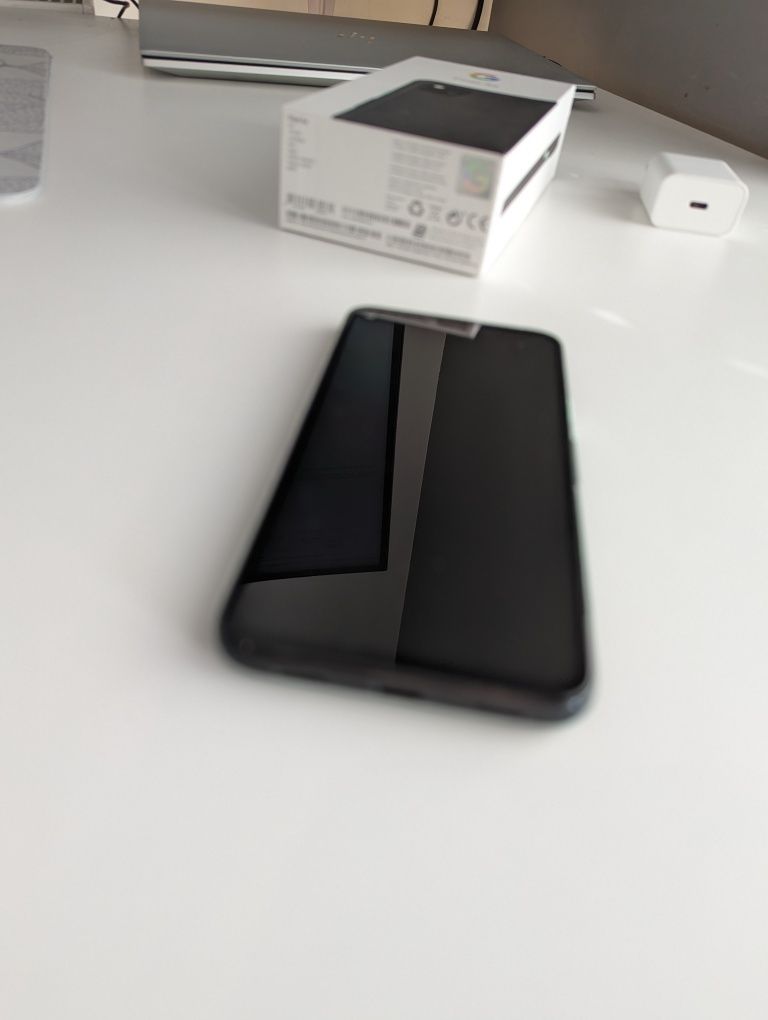 Telefon Google Pixel 4a