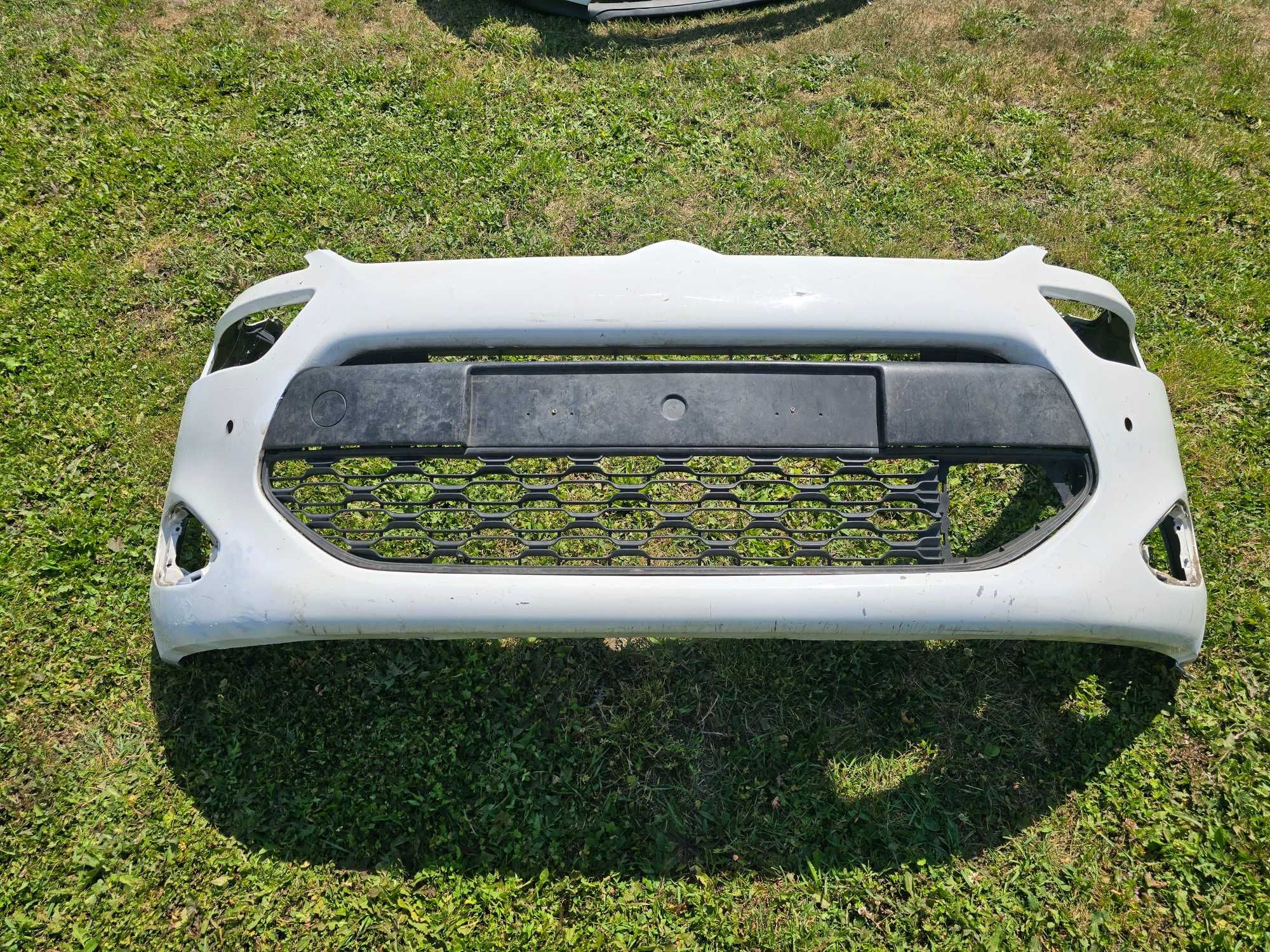 zderzak przód Citroen C4 Picasso II