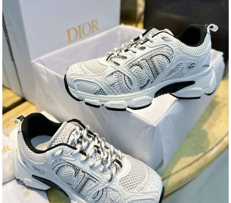 Sneakersy Dior White