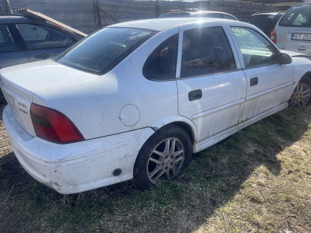 РАЗБОРКА Opel Vectra B розборка Опель вектра б  1.8 2.0 бенз