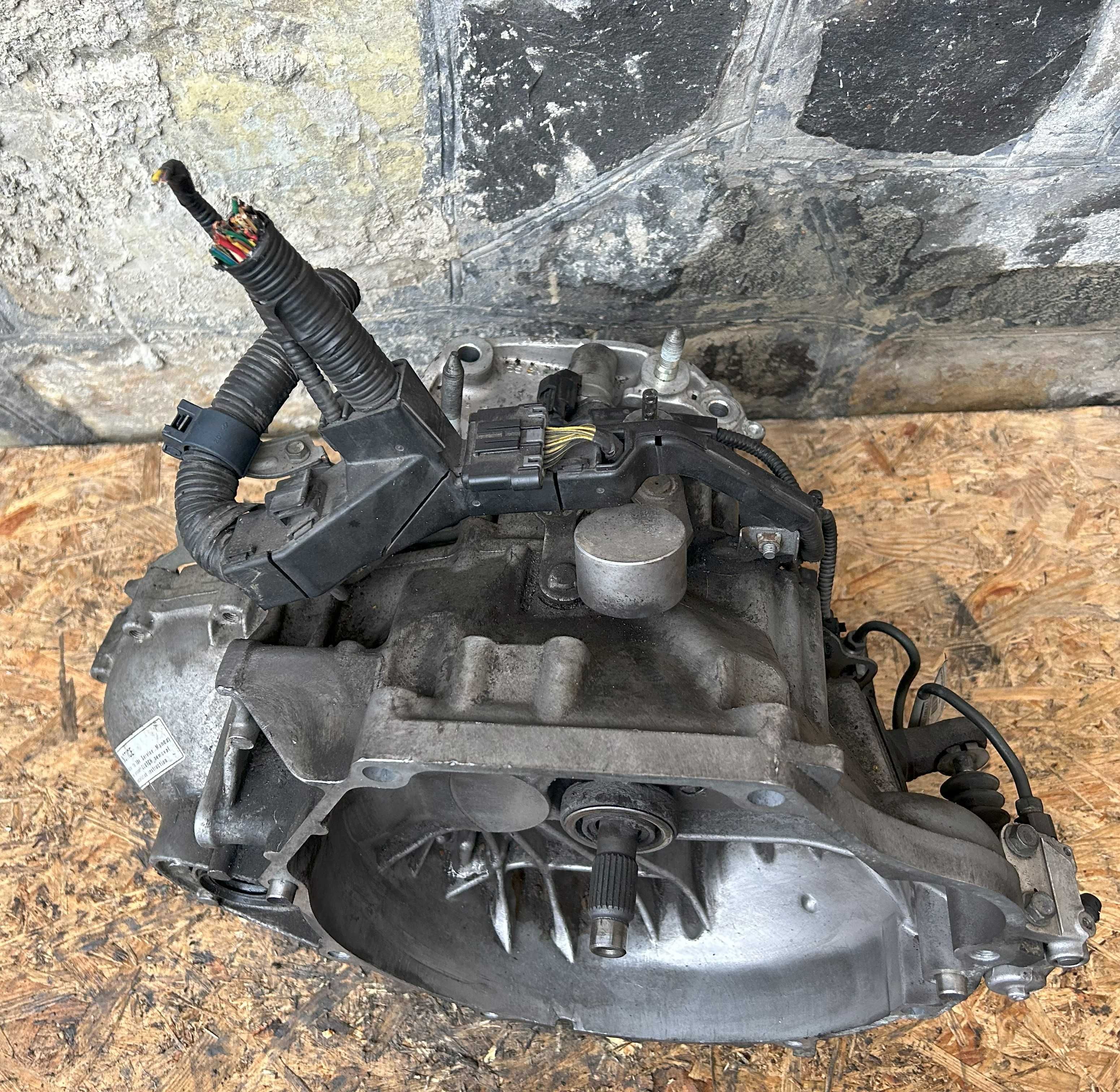 Коробка передач (КПП) Honda Civic UFO 2.2I-CDTI 2005-2011р.в.