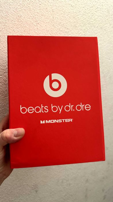 Caixas Beats by Dr.Dre + Rato Cyborg R.A.T.