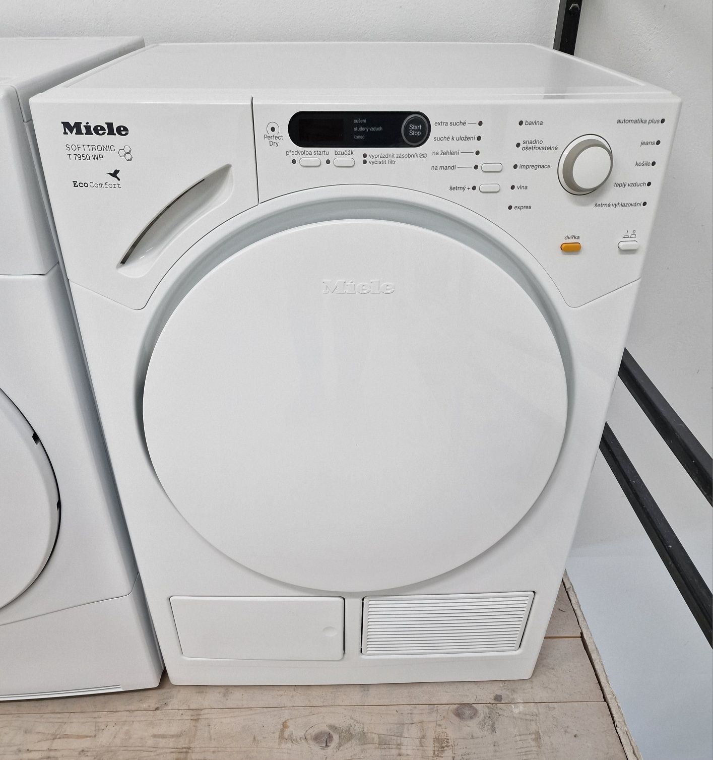 Сушка для одягу/сушка для белья Miele Softtronic T 7950 WP