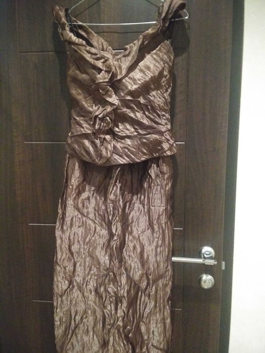 Костюм шоколадного кольору. Розмір  L,