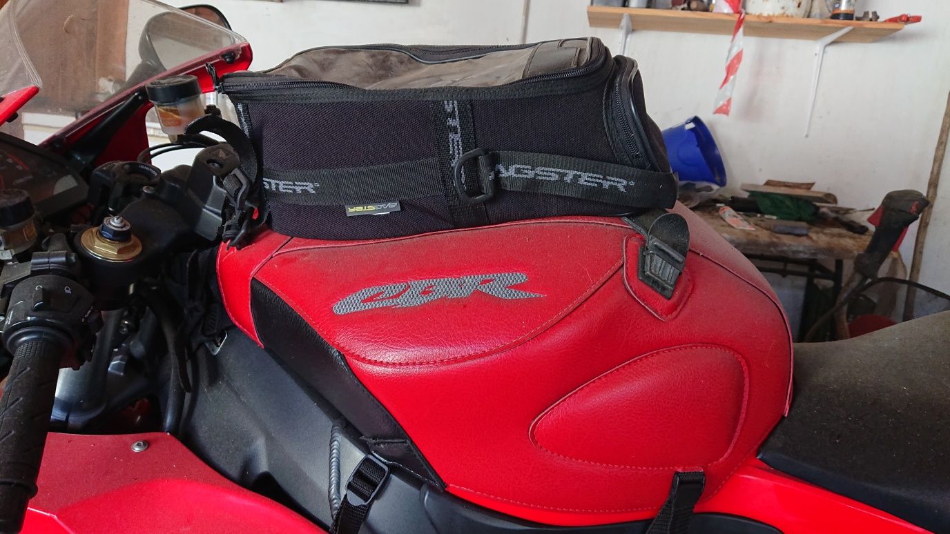 Bagster honda cbr 1000rr 2004 /2005 em bom estado